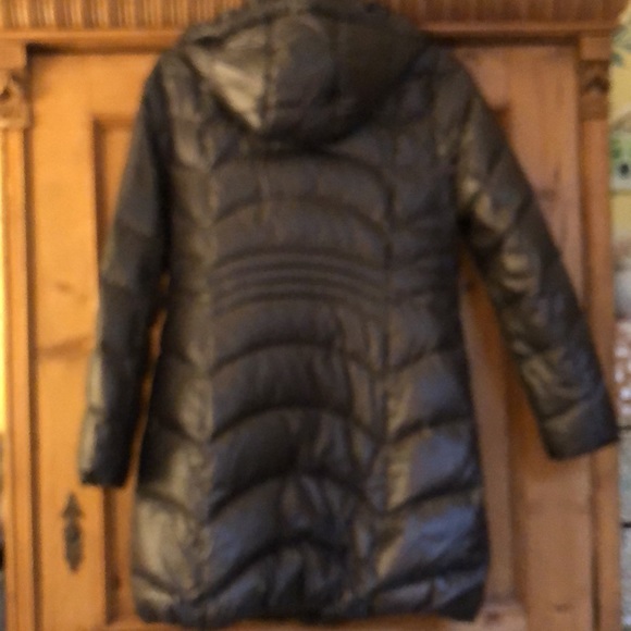 Via Spiga Quilted Down Coat with zip detachable hood. - Picture 2 of 7